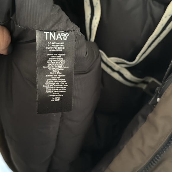 TNA Aritzia Parka - Picture 10 of 12
